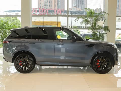 2025�� 400PS Dynamic HSE