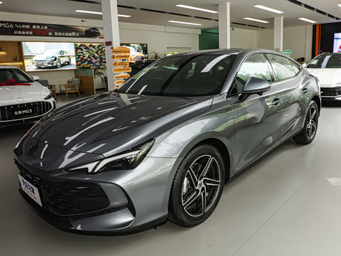 2025�� 1.5T 300 DCT������