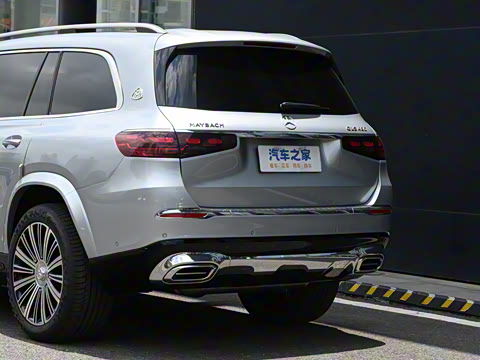 2025�� GLS 480 4MATIC