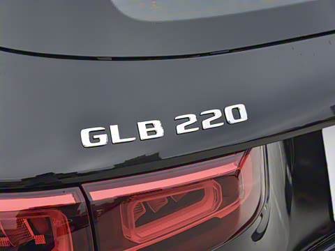 2023�� GLB 220 ʱ����