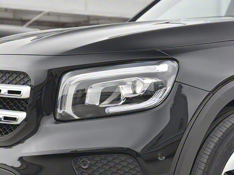 2023�� GLB 220 ʱ����