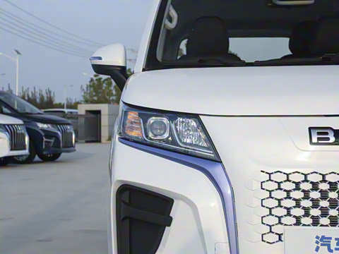 2023�� ���ᡤ����Ӫ�˰����7�� 65kWh