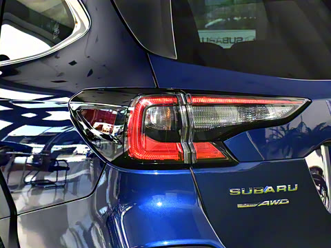 2023�� 2.5i AWD�콢�� EyeSight