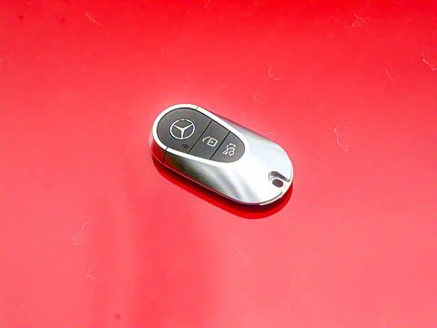 2025�� �Ŀ� C 260 L �˶���