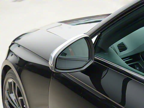 2023�� RS4 Avant ���װ�