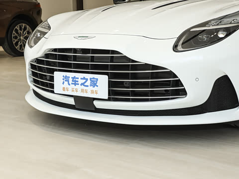 2025�� 4.0T V8 Coupe