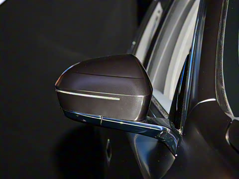 2023�� 740Li ������ M�˶���װ