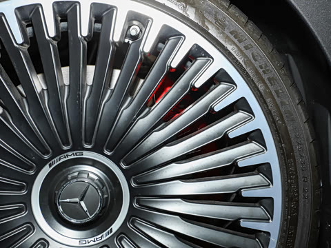 2022�� AMG EQS 53 4MATIC+