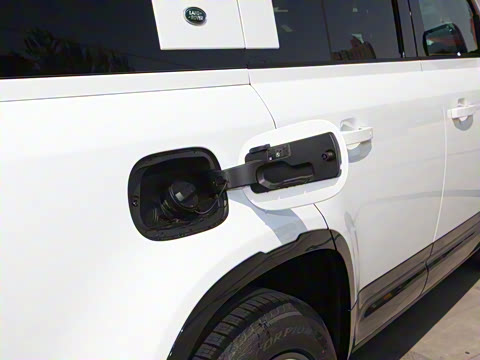 2023�� 110 3.0T P400 X-DYNAMIC HSE