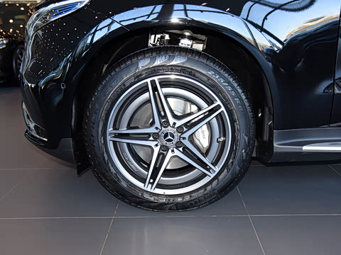 2022�� EQC 400 4MATIC