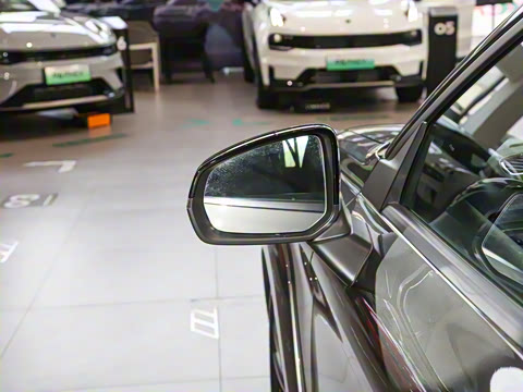 2022�� 2.0TD Plus