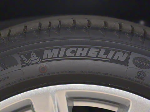 2025�� 28T ���з��а�