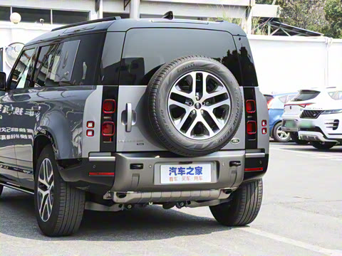 2023�� 110 3.0T P400 X-DYNAMIC HSE