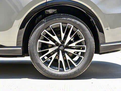 2025�� 215�콢��