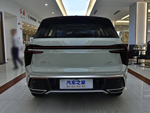 2025�� 117km ��ΪPLUS��