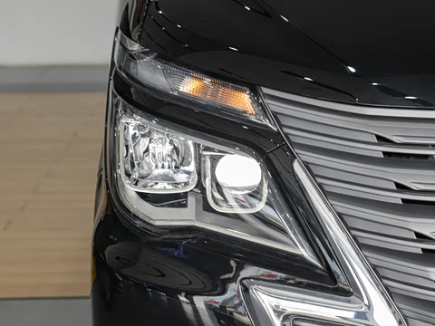 2025�� M5 1.5T ��������� 7��