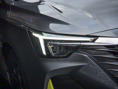 2020�� 300TGI �Զ�ˬ����Ļ�Ǽ�Supreme��