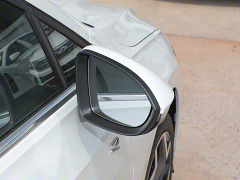 2025�� �Ŀ�� 300TSI R-Line