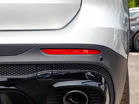 2023�� AMG GLB 35 4MATIC