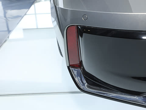 2023�� eDrive50L ����M�˶���װ