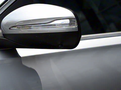 2025�� GLS 480 4MATIC