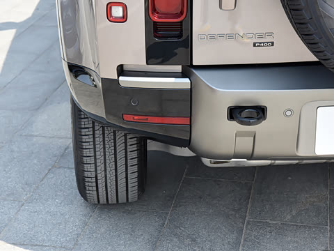 2023�� 110 3.0T P400 X-DYNAMIC HSE