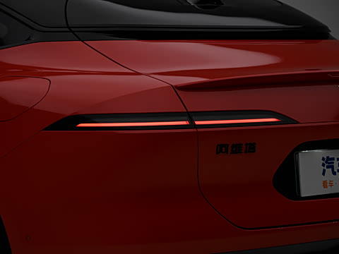 2025�� Ultra�����