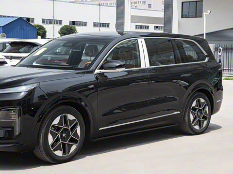 2025�� ����Ultra