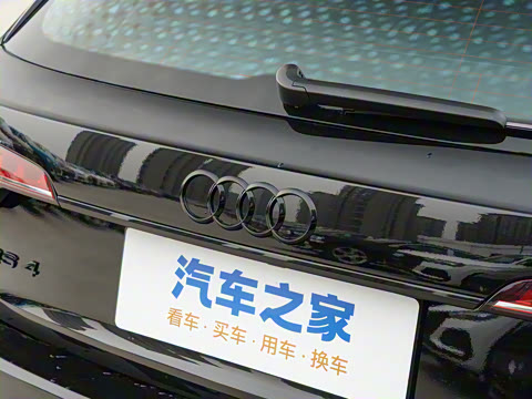 2023�� RS4 Avant ���װ�