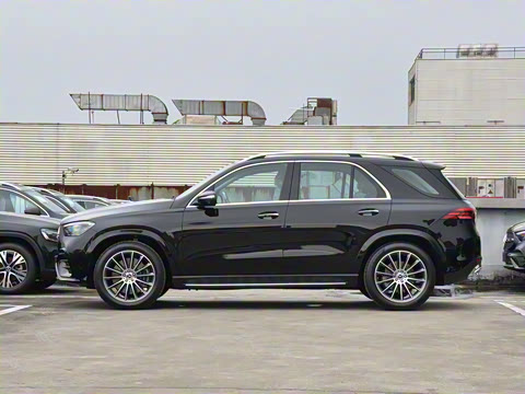 2025�� �Ŀ� GLE 450 4MATIC ������