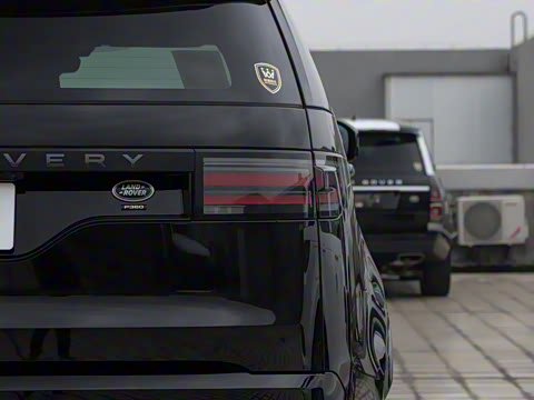 2023�� 360PS R-Dynamic SE