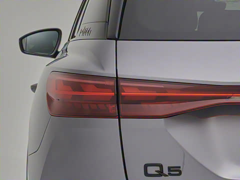 2023�� 50 e-tron quattro ��ҫ�� Ӱ��ʿ��