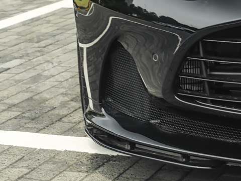 2025�� 4.0T V8 Coupe