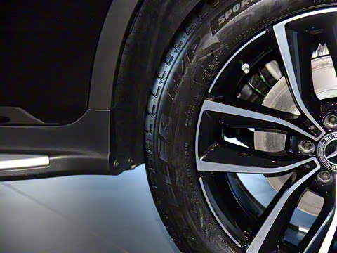 2022�� �Ŀ� GLC 300 L 4MATIC ������