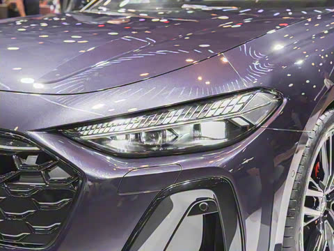 2026�� 2.0T �˶��� quattro