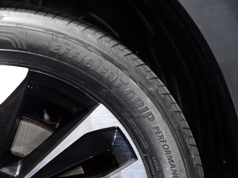 2023�� 2.5L ���а�