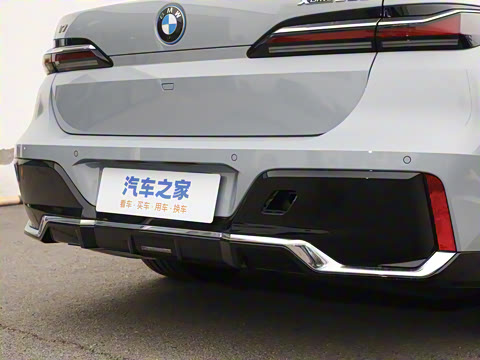 2023�� xDrive60L M�˶���װ