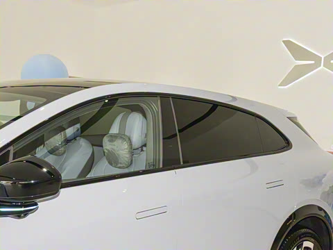 2025�� 702 �������� Max