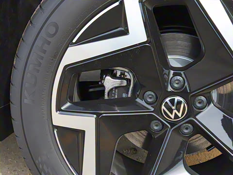 2025�� ̽��L 380TSI ��������