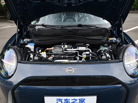 2025�� 456km COOPER E ������