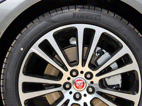 2021�� XFL 2.0T P250 ��������������