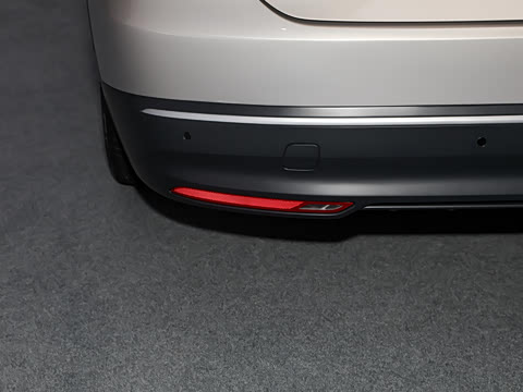 2023�� 100kWh �׷���