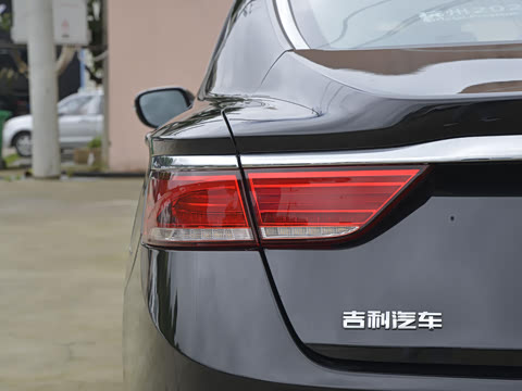 2022�� 1.5T PHEV ������