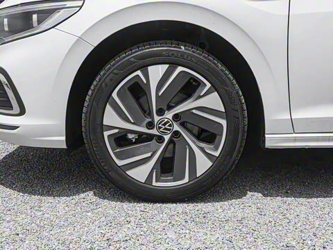 2025�� �Ŀ� 200TSI DSG����PRO��