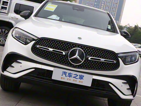 2025�� �Ŀ� GLC 260 4MATIC ����SUV