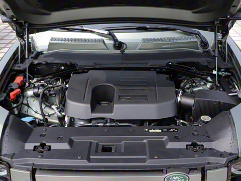 2023�� 110 3.0T P400 X-DYNAMIC HSE