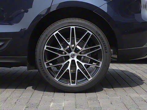 2022�� Macan 2.0T