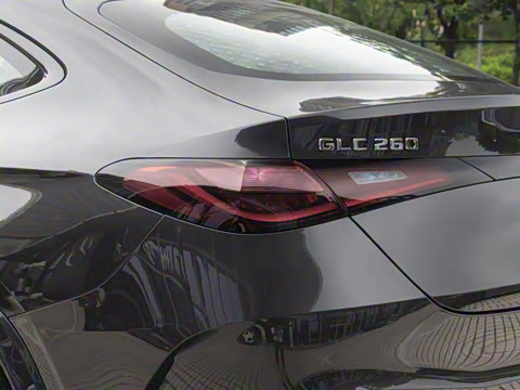 2025�� �Ŀ� GLC 260 4MATIC ����SUV