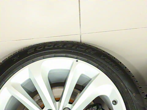 2026�� 4.0T V8 ������