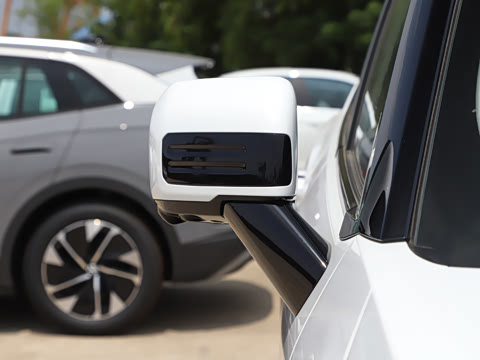 2025�� 2.0TD XWD��Խ